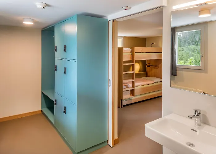 Hostal Youth Crans-Montana