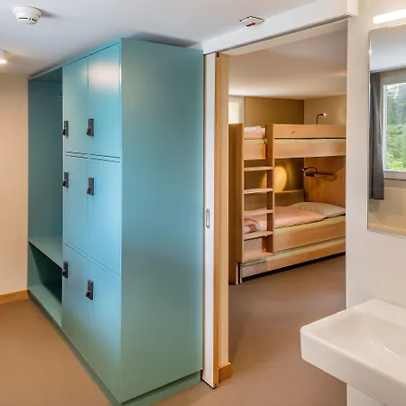 Hostel Youth Crans-Montana